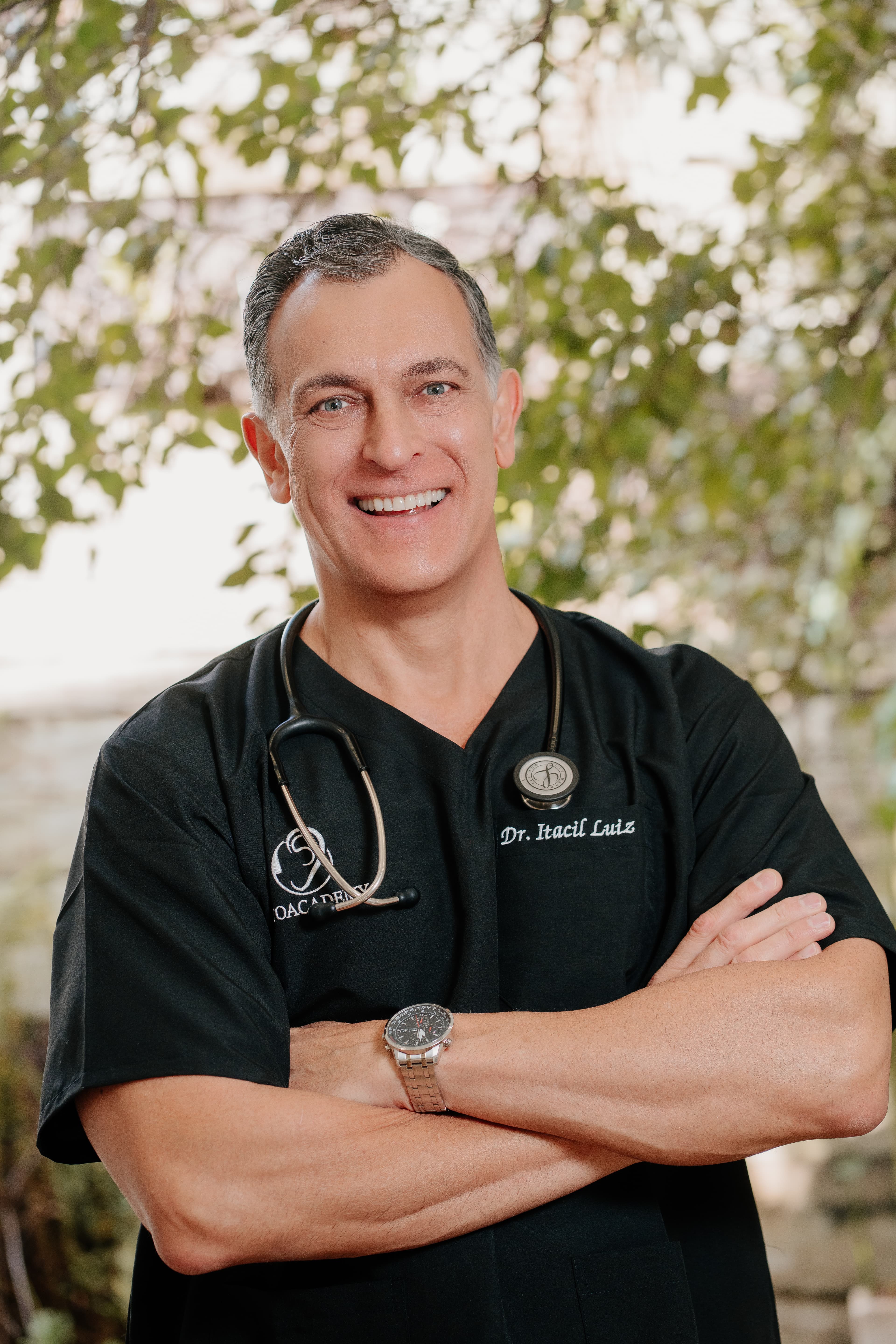 Dr. Itacil Zurita